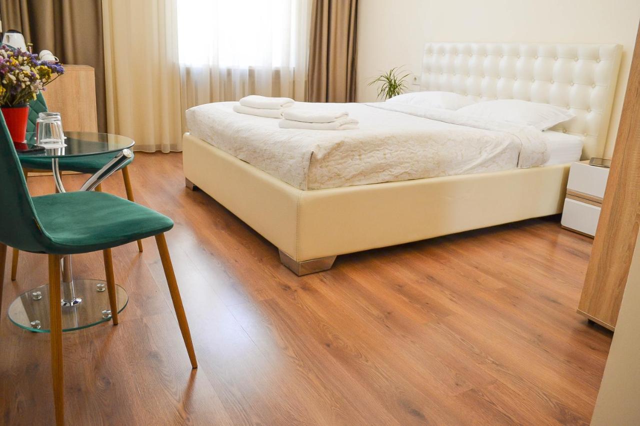 Centrroomkiev Bagian luar foto