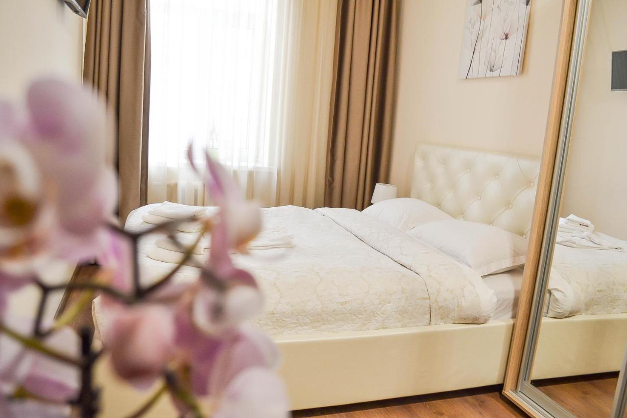 Centrroomkiev Bagian luar foto